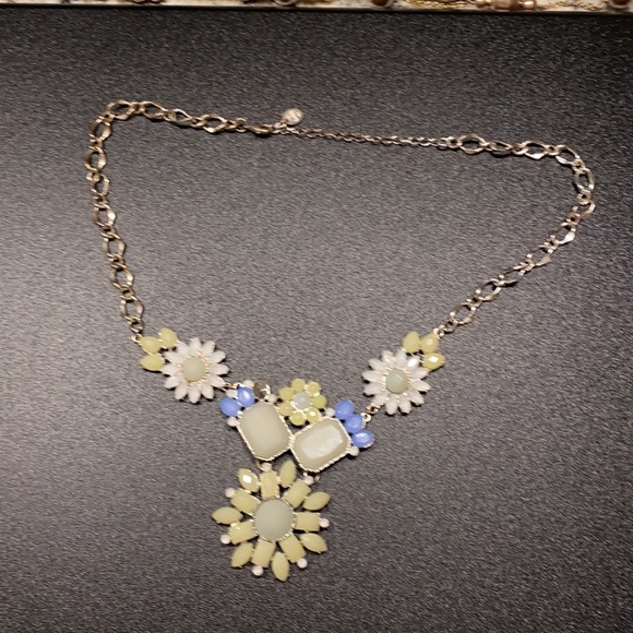 5 necklaces - Picture 8 of 8